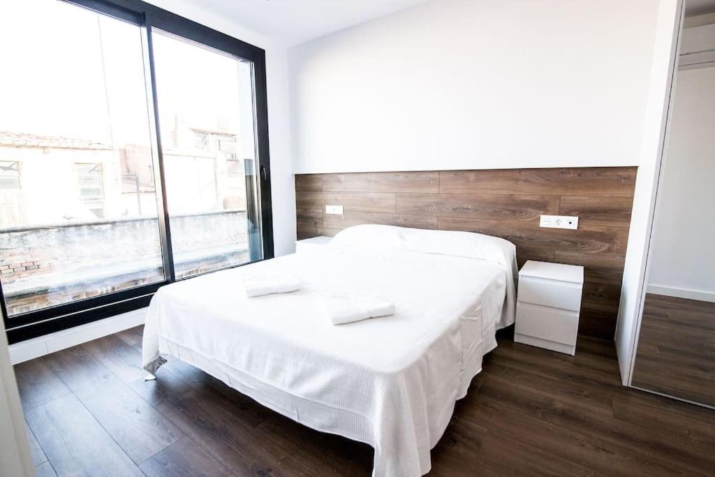 3-2 Apartamento De Diseno En El Centro De Reus Apartment Exterior photo
